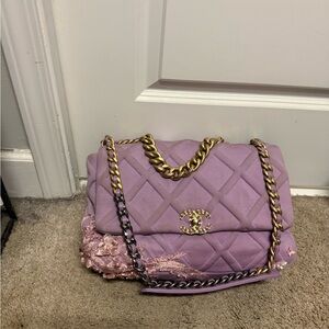 Chanel 19 fabric Lavender Quilted Shoulder Bag with Gold Chain